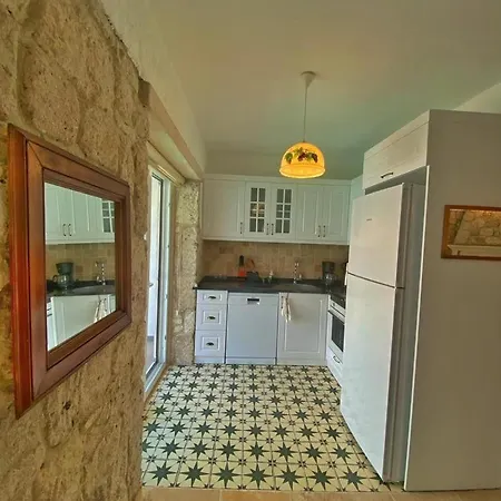 Gk House * Αλακάτι